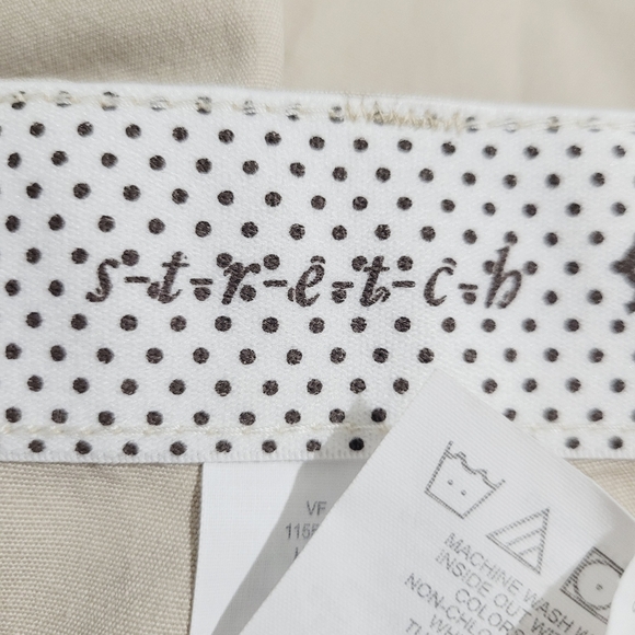 LEE Woman's Capri Flat Front Pants Stretch Comfort Waistband Size 16 - Picture 10 of 12